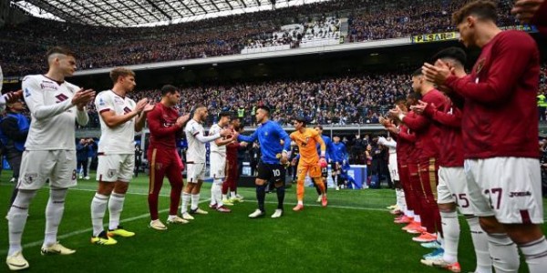 乐鱼体育登陆入口-国米是冠军！将士们辛苦了，庆祝派对开始！