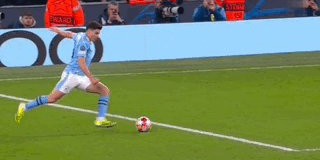 曼城欧冠晋级游刃有余，反超利物浦的最佳时机来了