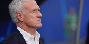 法国队14人核心阵容逐步成形，将围绕奥利塞和姆巴佩构建新体系