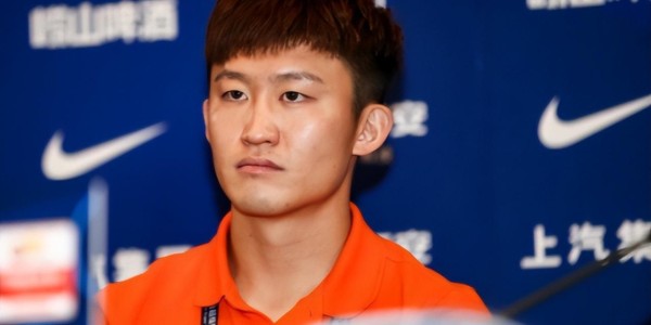 乐鱼体育登陆入口-武汉三镇右后卫位置需要补强，球迷建议引进鲁能王彤，值得期待