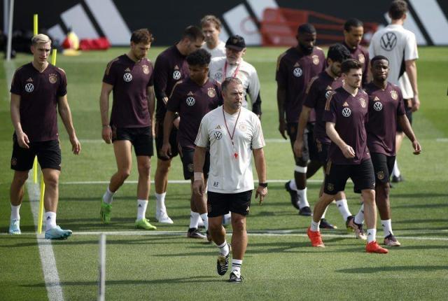 1668946554127021701.jpg 1668946549.jpg